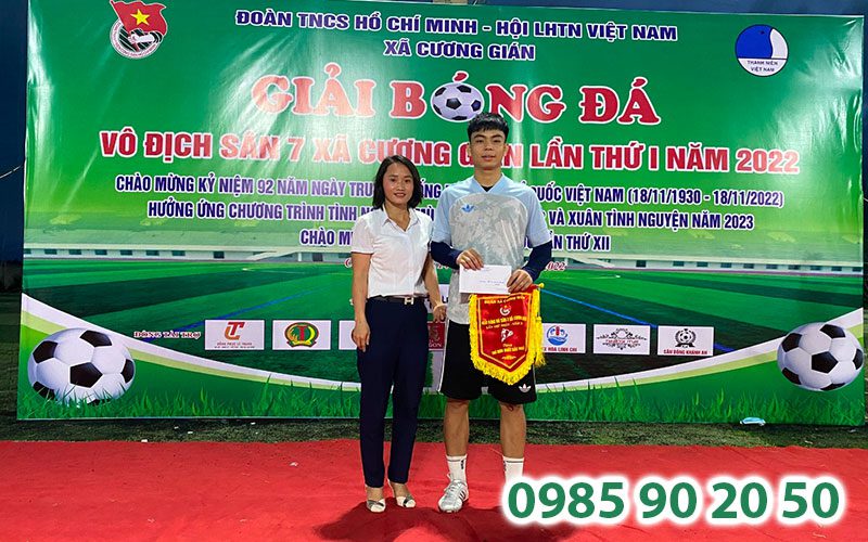 Mẫu băng rôn giải bóng đá Đoàn TNCS Hồ Chí Minh và Hội LHTN Việt Nam