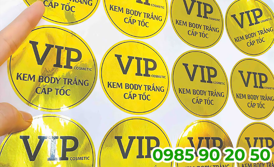 Decal gương là gì? Ưu điểm khi sử dụng decal tráng gương Decal gương khi dán sẽ giúp sản phẩm thêm phần bắt mắt, sang trọng