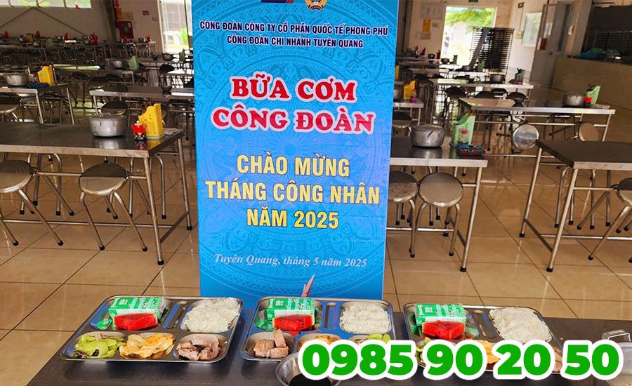 Top 5+ mẫu băng rôn bữa cơm Công đoàn đẹp, thiết kế đơn giản Mẫu băng rôn bữa cơm công đoàn 03