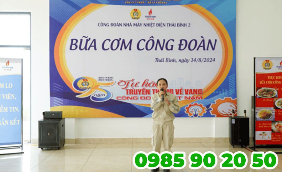 Top 5+ mẫu băng rôn bữa cơm Công đoàn đẹp, thiết kế đơn giản Mẫu băng rôn bữa cơm công đoàn 07